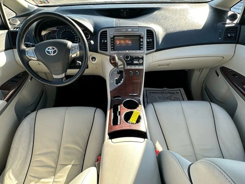 2009 Toyota Venza - Image 11 of 12