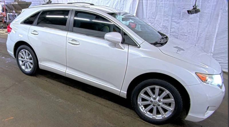 2009 Toyota Venza - Image 3 of 12