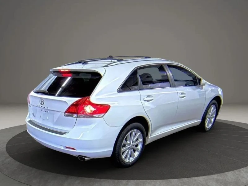 2009 Toyota Venza - Image 2 of 12