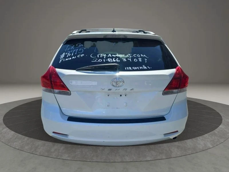 2009 Toyota Venza - Image 11 of 12