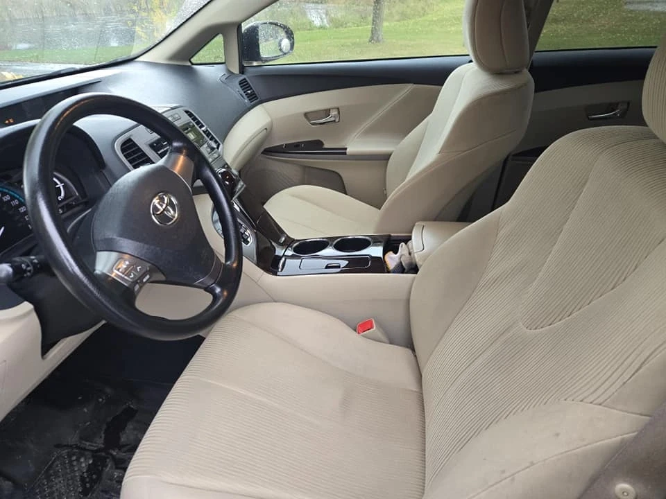 2009 Toyota Venza - Image 3 of 10