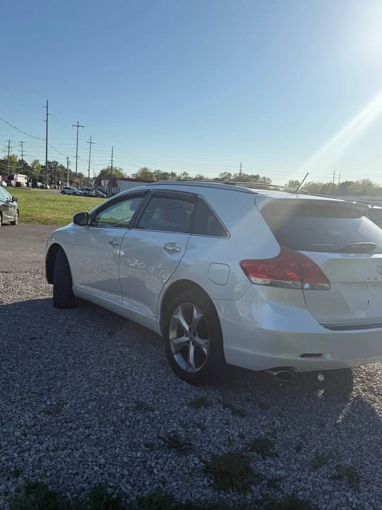 2009 Toyota Venza - Image 6 of 11