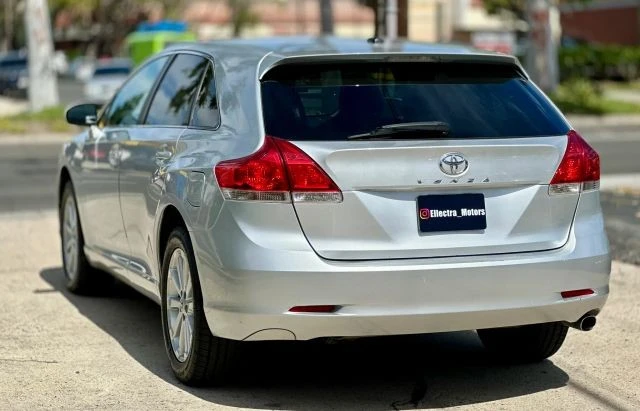 2009 Toyota Venza - Image 11 of 21