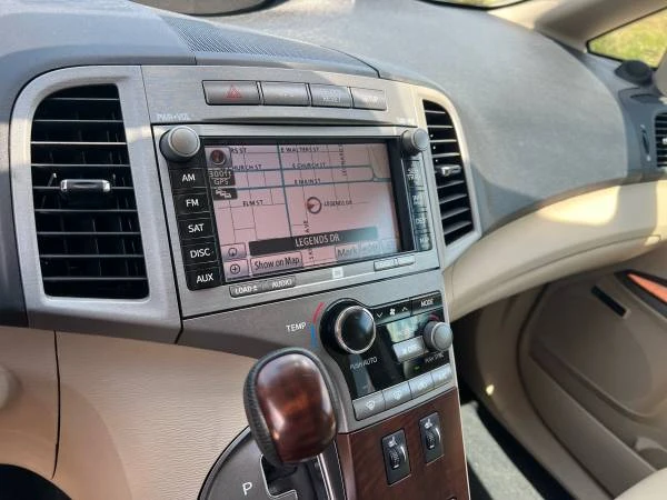 2009 Toyota Venza - Image 23 of 31