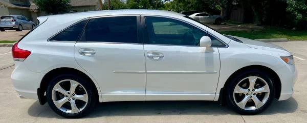 2009 Toyota Venza - Image 6 of 31