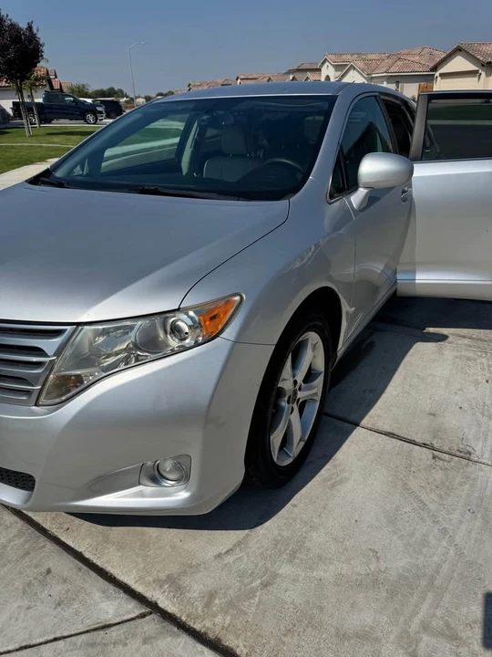 2009 Toyota Venza - Image 7 of 12