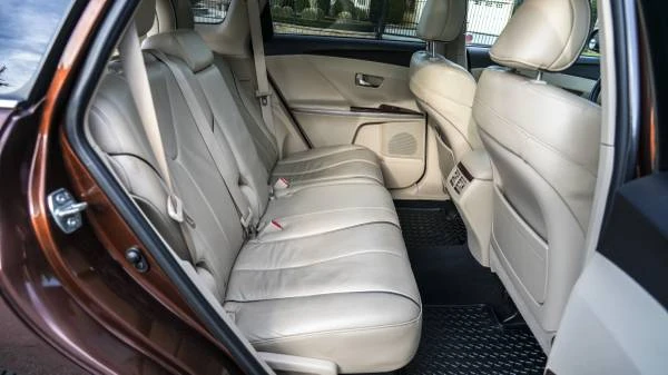 2009 Toyota Venza - Image 8 of 21