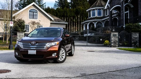 2009 Toyota Venza - Image 2 of 21
