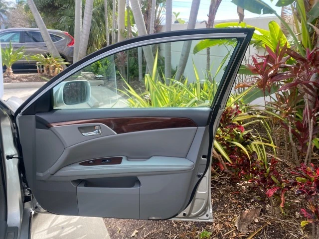 2009 Toyota Avalon 2nd Gen - Image 12 of 21