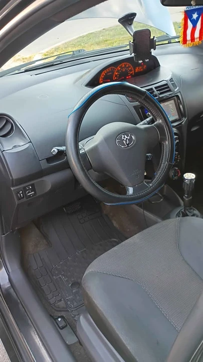 2009 Toyota Yaris - Image 10 of 15