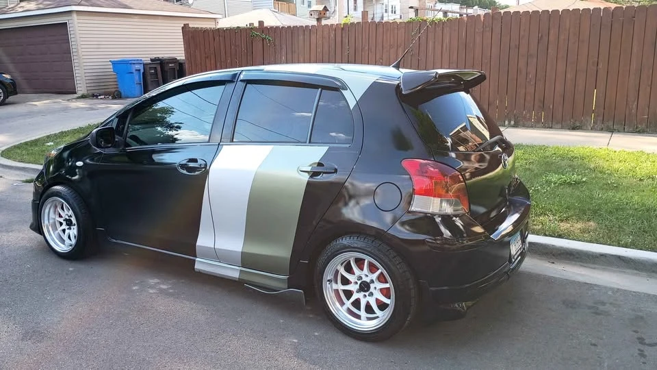 2009 Toyota Yaris - Image 3 of 15