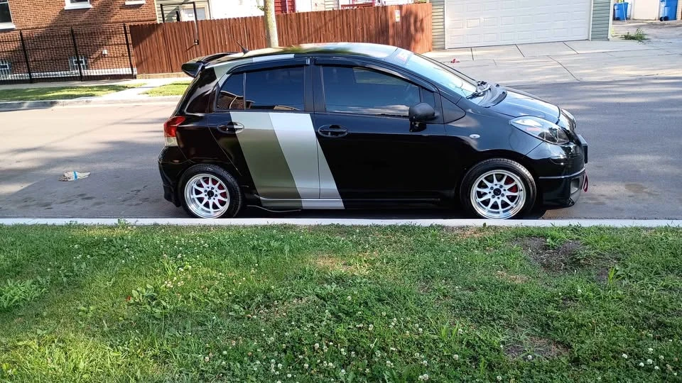 2009 Toyota Yaris - Image 5 of 15