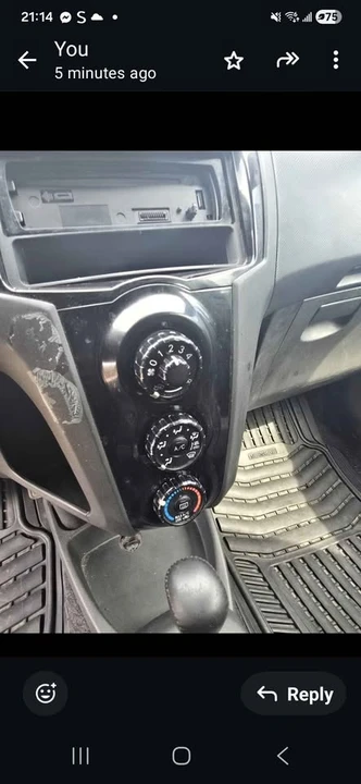 2009 Toyota Yaris - Image 4 of 12