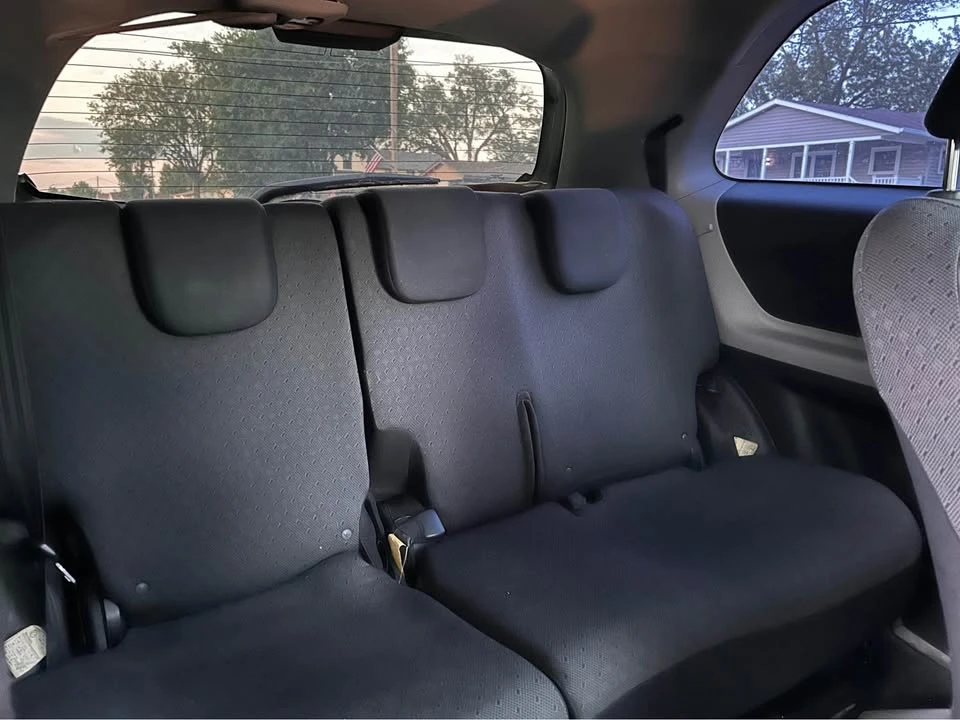 2009 Toyota Yaris - Image 10 of 11