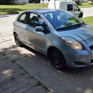 2009 Toyota Yaris Hatchback 2D