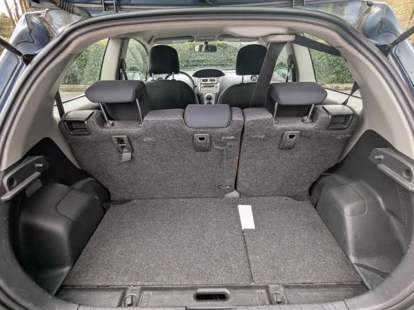 2009 Toyota Yaris - Image 7 of 10