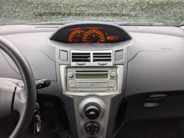 2009 Toyota Yaris - Image 4 of 10