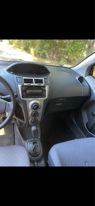 2009 Toyota Yaris - Image 11 of 11