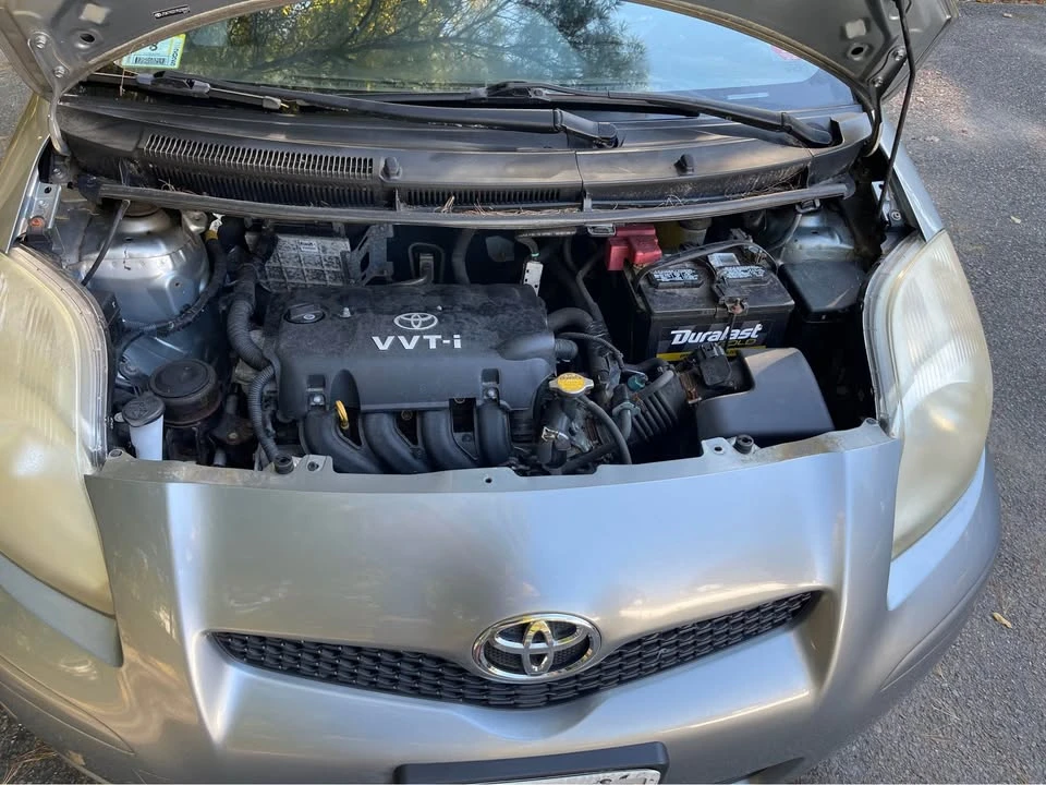 2009 Toyota Yaris - Image 5 of 11
