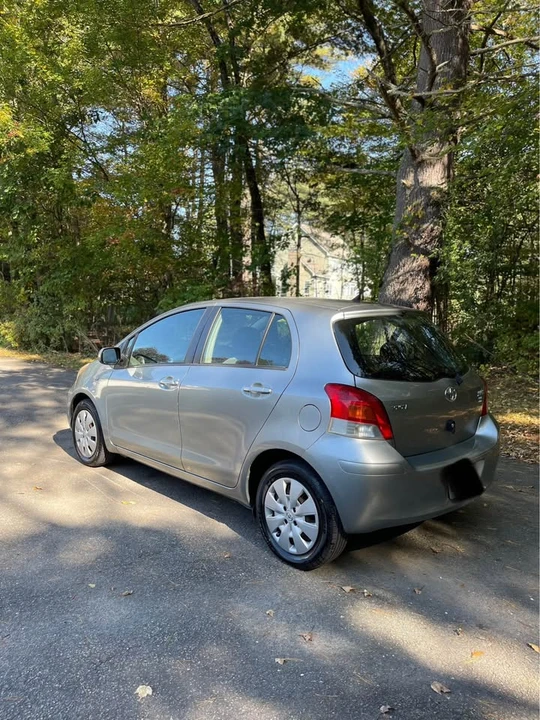 2009 Toyota Yaris - Image 3 of 11