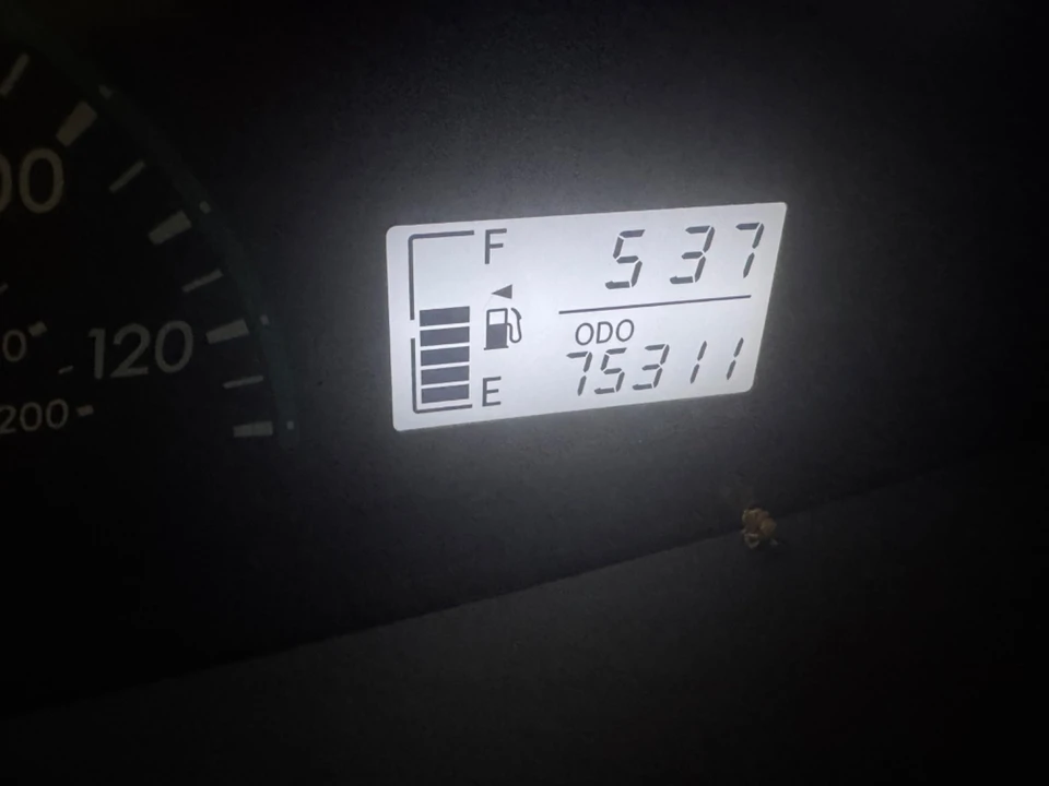 2009 Toyota Yaris - Image 10 of 10