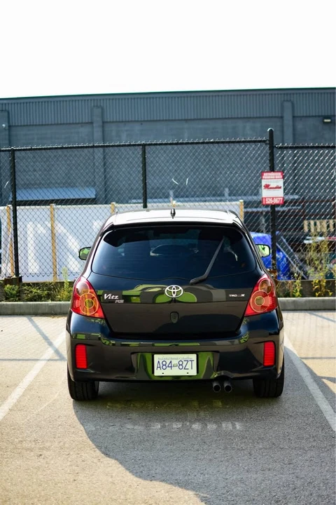 2009 Toyota Yaris - Image 3 of 10
