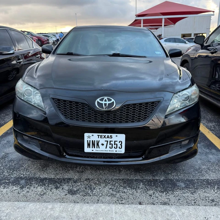 2009 Toyota Camry 6th Gen - Image 2 of 10