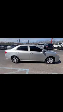 2009 Toyota Corolla LE Sedan