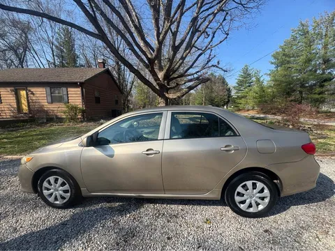 2009 Toyota Corolla 10th Gen - Image 2 of 12