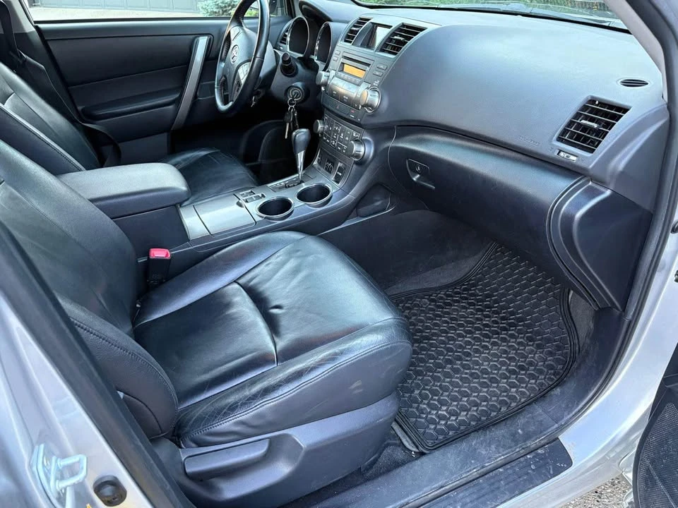 2009 Toyota Highlander - Image 8 of 9