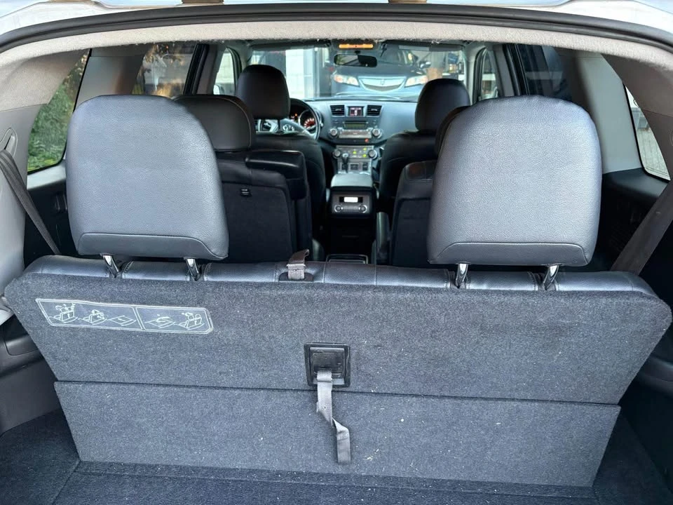 2009 Toyota Highlander - Image 9 of 9