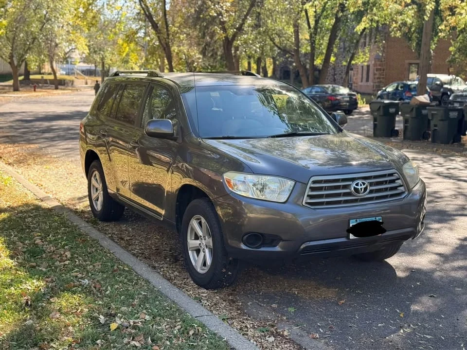 2009 Toyota Highlander - Image 3 of 12
