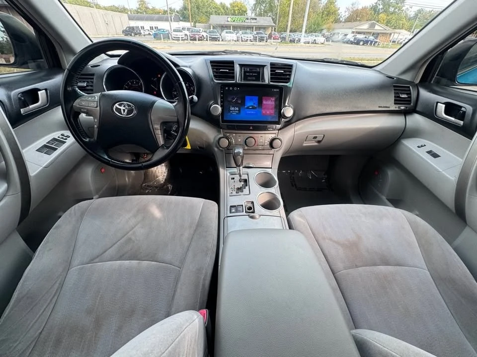 2009 Toyota Highlander - Image 14 of 17