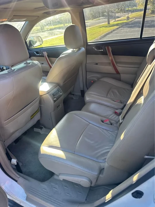 2009 Toyota Highlander - Image 9 of 9