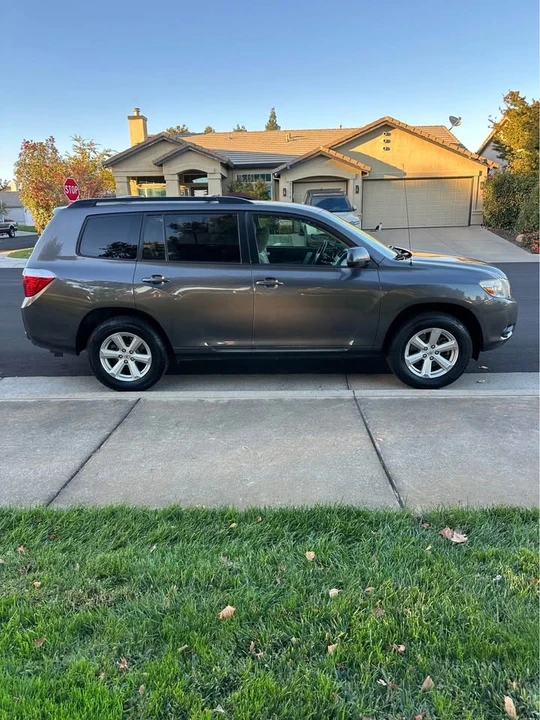 2009 Toyota Highlander - Image 4 of 8
