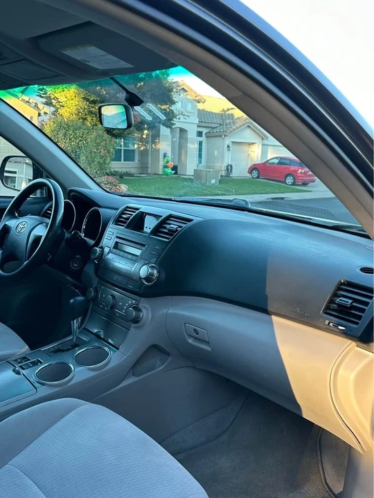 2009 Toyota Highlander - Image 6 of 8