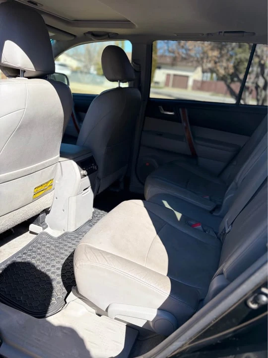 2009 Toyota Highlander - Image 14 of 16