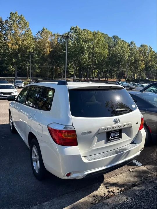 2009 Toyota Highlander - Image 2 of 16