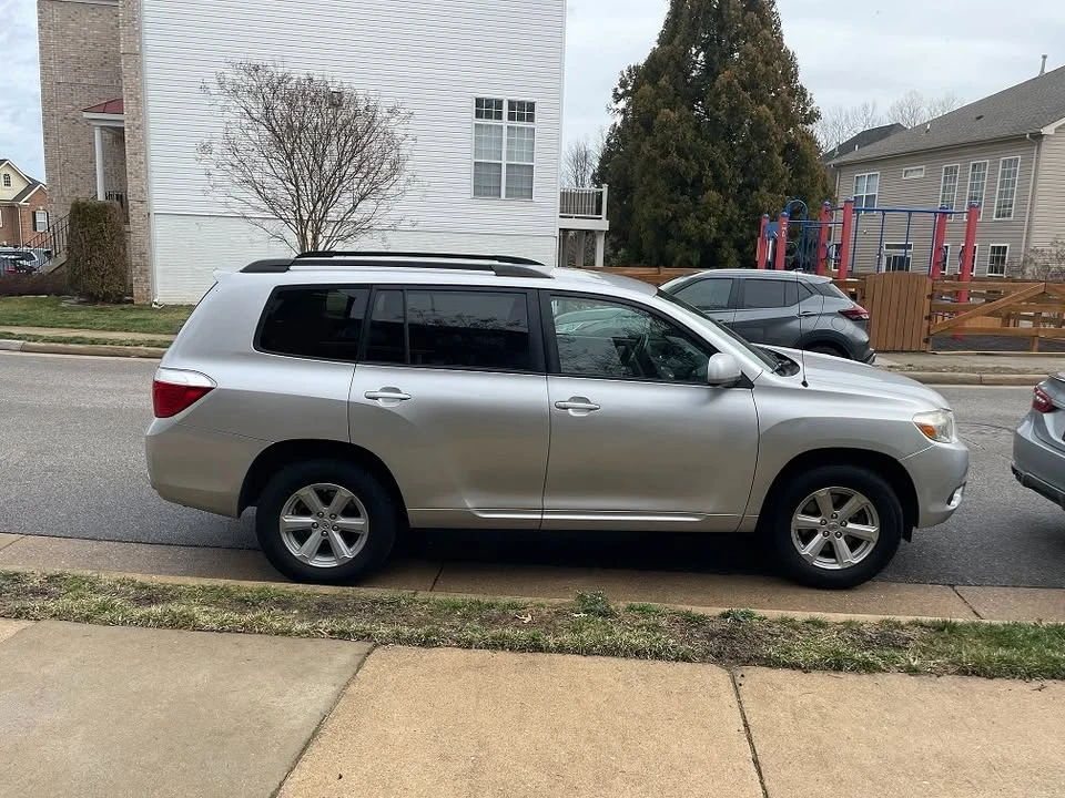 2009 Toyota Highlander - Image 4 of 7