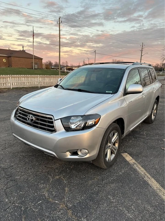 2009 Toyota Highlander - Image 2 of 18