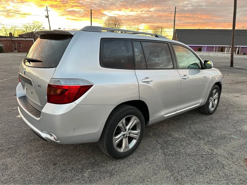 2009 Toyota Highlander - Image 7 of 18