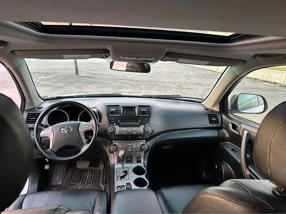 2009 Toyota Highlander - Image 15 of 18