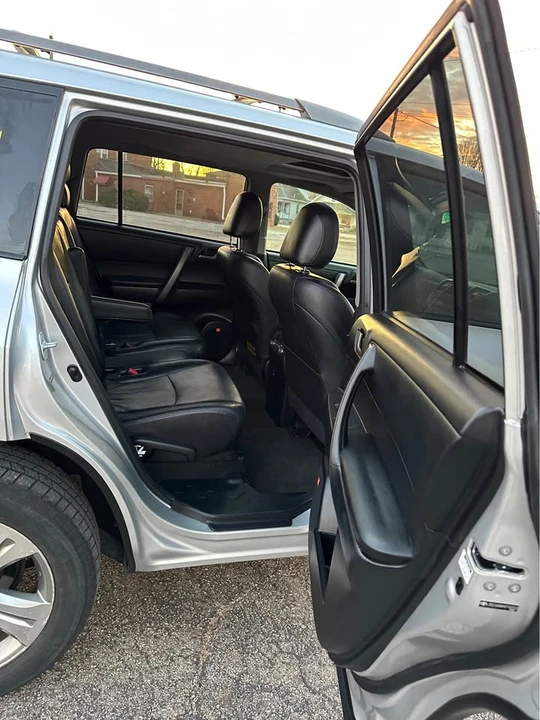 2009 Toyota Highlander - Image 10 of 18
