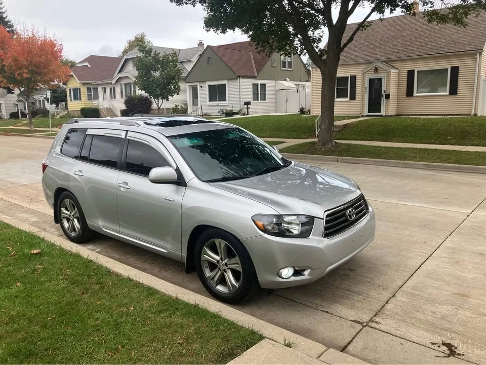 2009 Toyota Highlander - Image 8 of 16