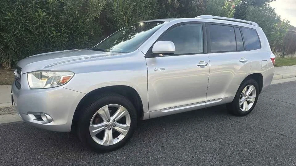 2009 Toyota Highlander - Image 6 of 10