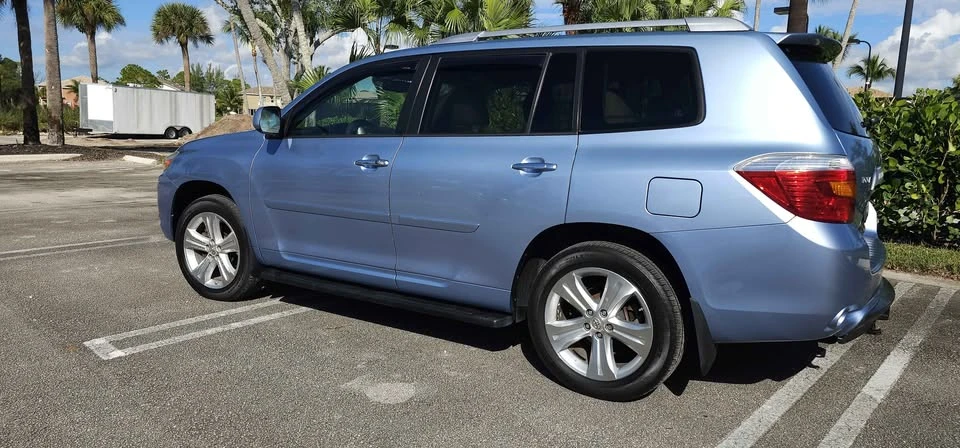 2009 Toyota Highlander - Image 3 of 20