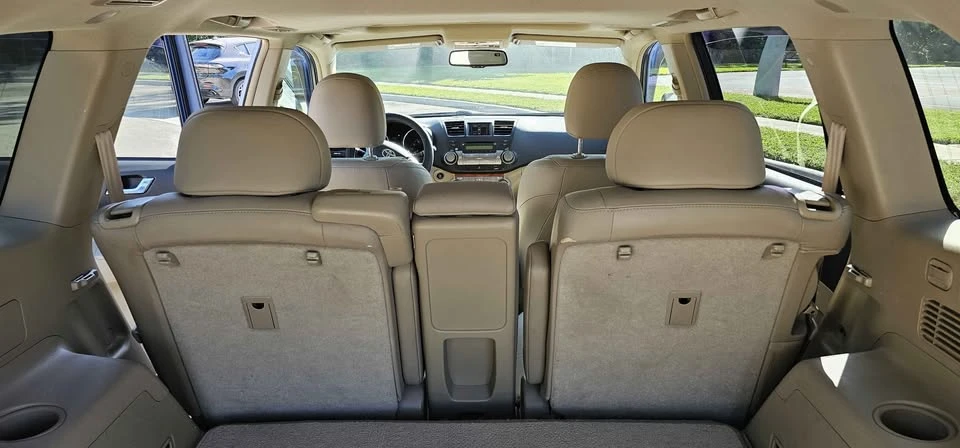 2009 Toyota Highlander - Image 11 of 20