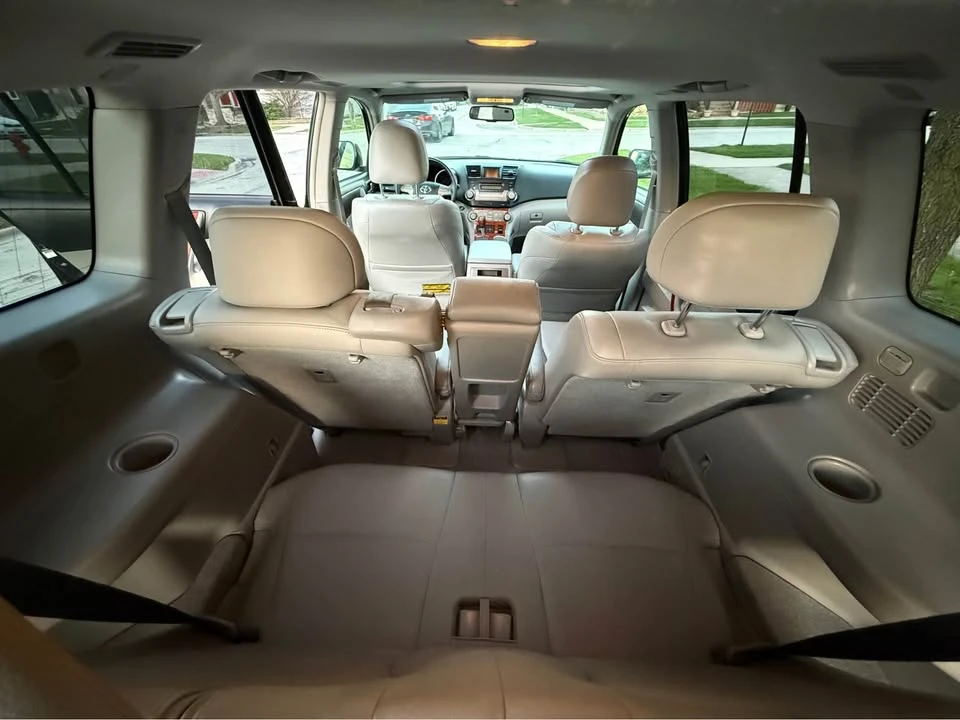 2009 Toyota Highlander - Image 16 of 18
