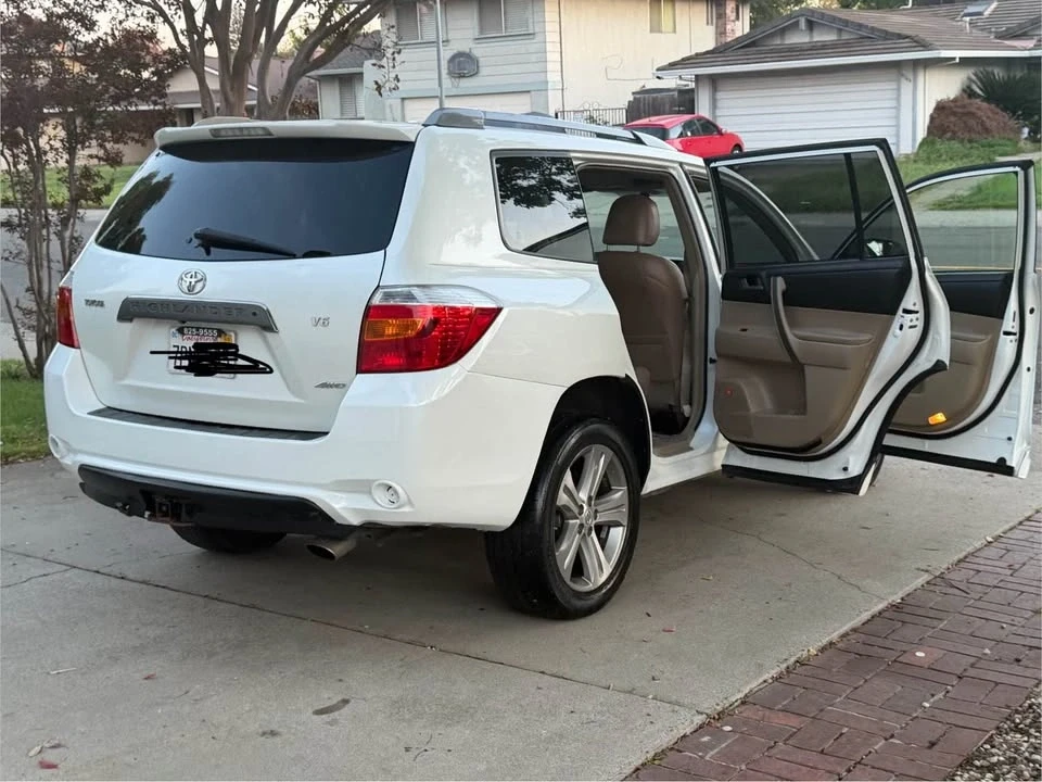 2009 Toyota Highlander - Image 7 of 16