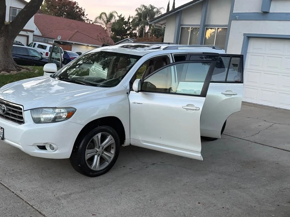 2009 Toyota Highlander - Image 9 of 16
